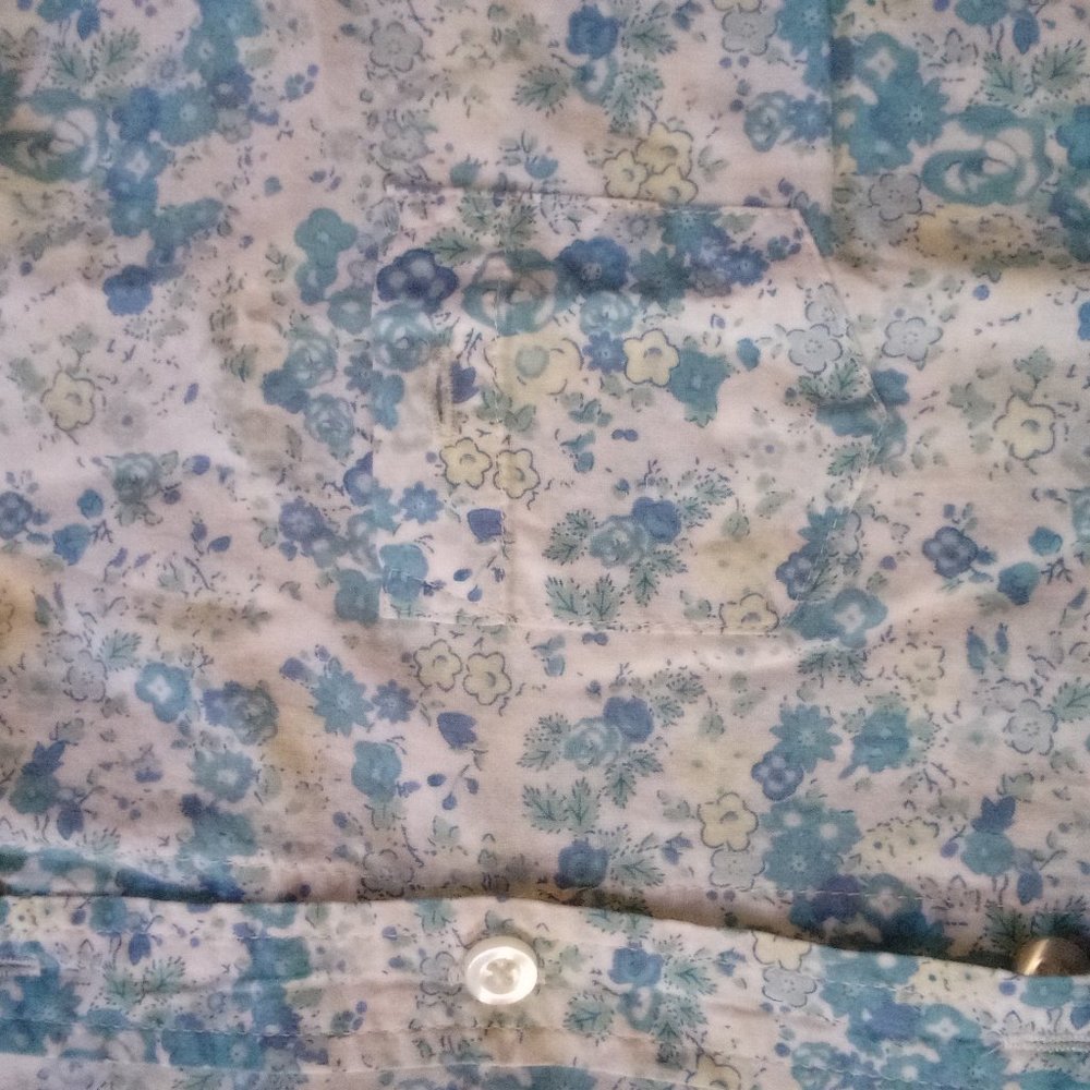 American Eagle Blue and Yellow Floral Flowered Shirt Long Sleeve Button Down Med - Picture 2 of 6